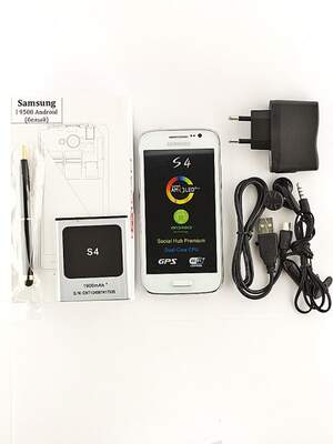 Samsung Galaxy I 9500 Android 4.1 Дисплей 4.7"